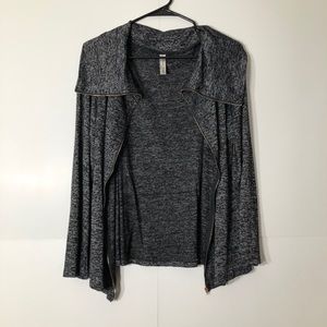 3/$20 Perseption Concept Gray Zipper Jacket size L